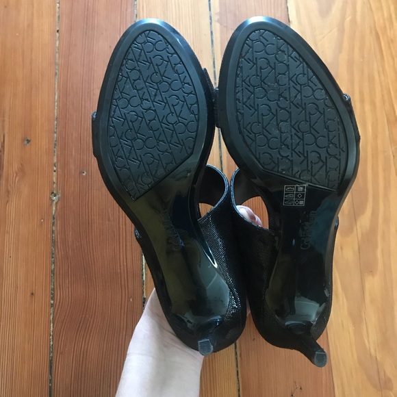 Calvin Klein heels - Picture 3 of 6